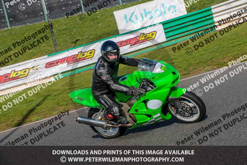 PJM Wedding Photography;enduro digital images;event digital images;eventdigitalimages;mallory park;mallory park photographs;mallory park trackday;mallory park trackday photographs;no limits trackdays;peter wileman photography;racing digital images;trackday digital images;trackday photos